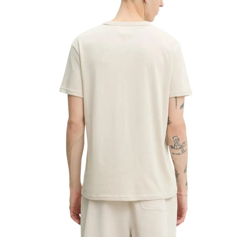 Tommy Hilfiger Jeans Männer t-shirt Cremefarbenes, kurzärmeliges Baumwollshirt mit Rundhalsausschnitt und dezenten Seitennähten