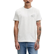 Blanc Tommy Hilfiger Jeans hommes t-shirt avec un logo discret en gris sur la poitrine et une petite étiquette de marque sur la manche