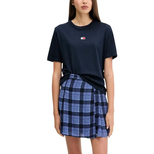Navy blue Tommy Hilfiger Jeans women organic cotton t-shirt with small embroidered logo on the chest
