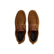 Hellbraunes Wildleder Tommy Hilfiger Chukka-Stiefel mit passenden Schnürsenkeln und weißer Gummisohle für Herren, braune Mokassins zum Hineinschlüpfen