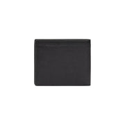Tommy Hilfiger men wallet in black leather with subtle texture and precise stitching for daily use