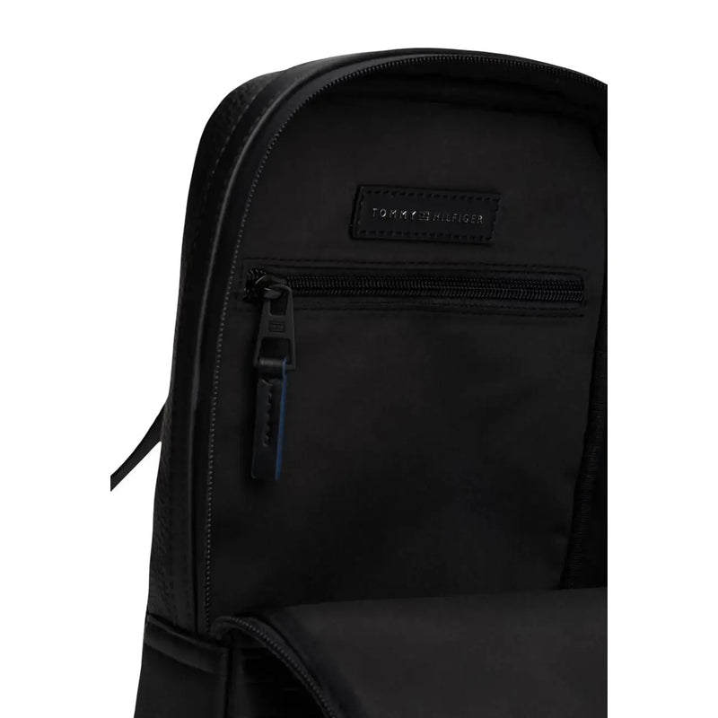 Black tommy hilfiger men shoulder bag made of polyurethane with sleek minimalist design and subtle interior branding