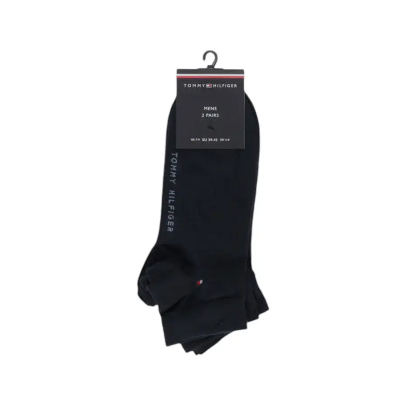 Schwarze Tommy Hilfiger Herren-Knöchelsocken mit Markenetikett und seitlichem Logo im Tommy Hilfiger Herren-Unterwäsche-Set