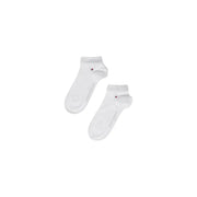 Weiße Knöchelsocken mit kleinem Tommy Hilfiger Logo an der Seite von Tommy Hilfiger Herrenunterwäsche-Kollektion