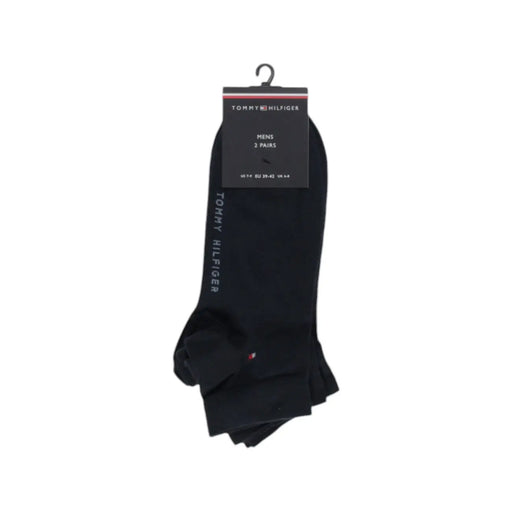 Black tommy hilfiger men’s ankle socks with branded tag and side logo in tommy hilfiger men underwear set