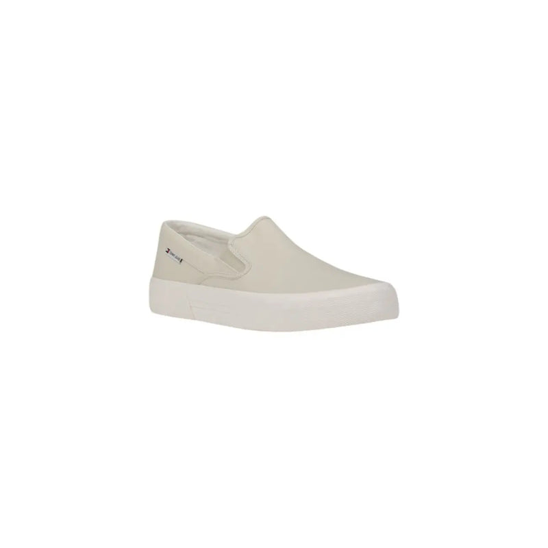 Tommy Hilfiger men’s beige slip on sneakers in cream canvas with a thick matching rubber sole