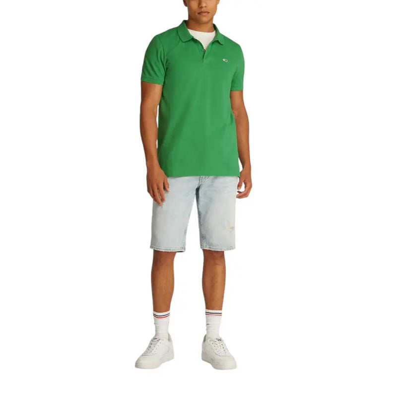 Tommy Hilfiger men’s summer green polo shirt with classic collar and small chest logo for casual wear