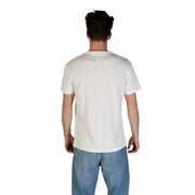Tommy Hilfiger men’s white organic cotton t shirt with round neck and short sleeves in front view