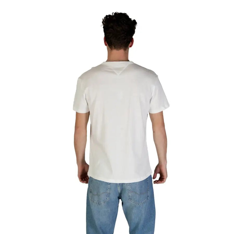 Tommy Hilfiger men’s white organic cotton t shirt with round neck and short sleeves in front view
