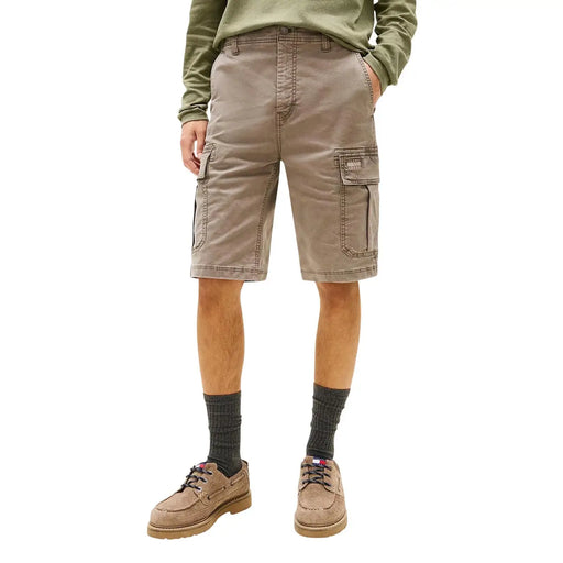 Tommy Hilfiger shorts for men in beige with multiple cargo pockets and durable fabric, front view
