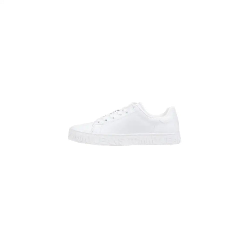 Tommy Hilfiger white leather low-top women’s sneakers with minimalist design