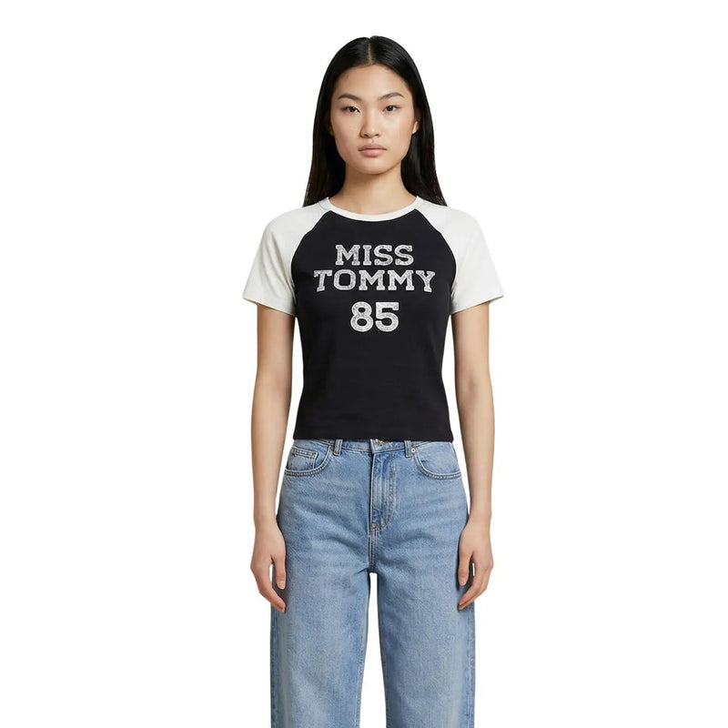 Black and white raglan sleeve cropped t-shirt with miss tommy 85 print made of organic cotton by tommy hilfiger