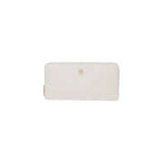 White leather Tommy Hilfiger women wallet with zip and subtle gold-tone logo emblem on the front in polyurethane