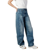 Tommy Hilfiger women’s blue organic cotton high-waisted jeans with relaxed wide-leg fit and subtle distressed details