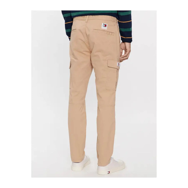 Men’s beige cargo pants with multiple pockets from Tommy Jeans in cotton elastane fabric