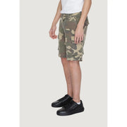 U.S. Polo Assn. cargo shorts for men in olive and beige camouflage with front pockets, front view