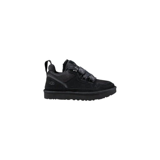 Ugg women black sneaker with mesh and suede upper padded collar and chunky rubber sole for sport use
