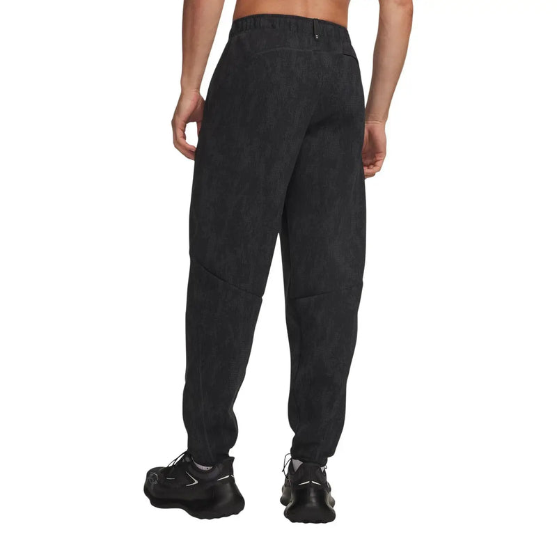 Under armour men fleece joggers in black cotton blend with textured fabric relaxed fit and elastic waistband