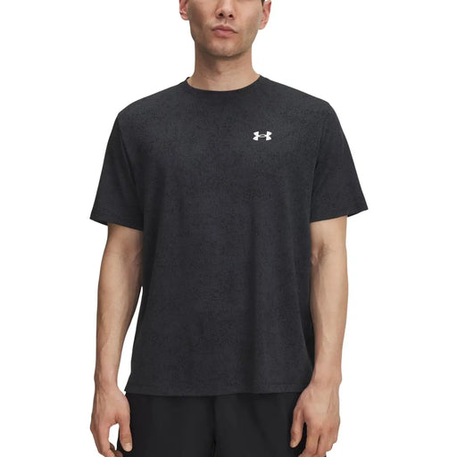 Under Armour men t-shirt in black with subtle textured fabric and a small white logo on the chest