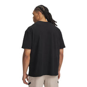 Under armour mens black cotton t shirt with classic fit and short sleeves in a relaxed style