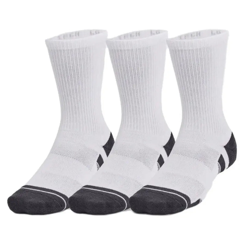 Under Armour men’s fall/winter white athletic socks with black heel and toe accents and ribbed texture