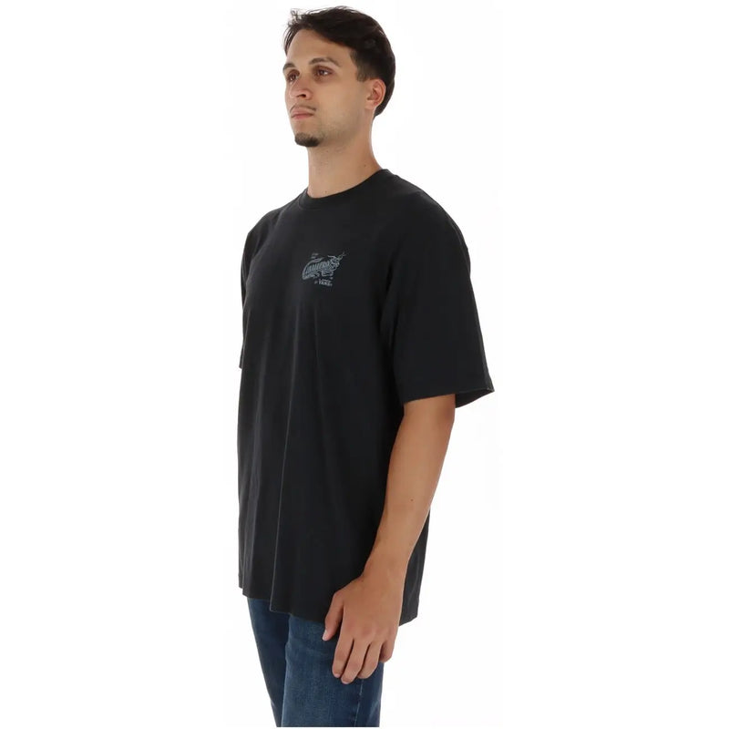 Vans men black cotton short-sleeved t shirt with a small graphic print on the left chest and round neck design