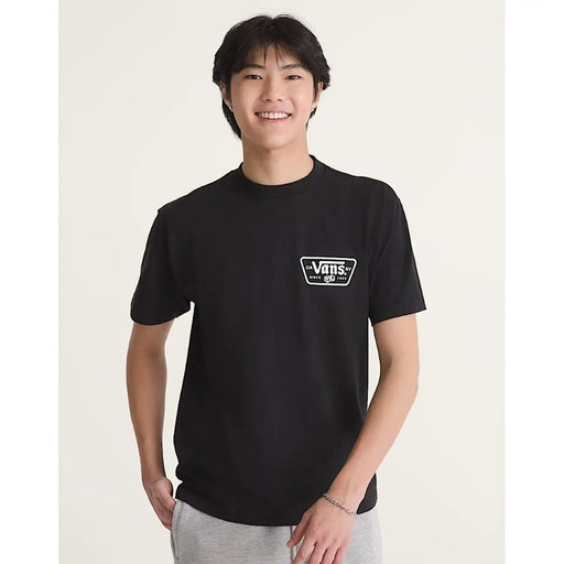 Black vans men cotton t shirt with short sleeves round neck and white logo patch on left chest