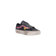 Vans Herren Leder Low-Sneakertop Schwarze Sneaker mit abgenutzter weißer Sohle, lila-pinker Blumenstickerei und gelbem Sternenaufnäher