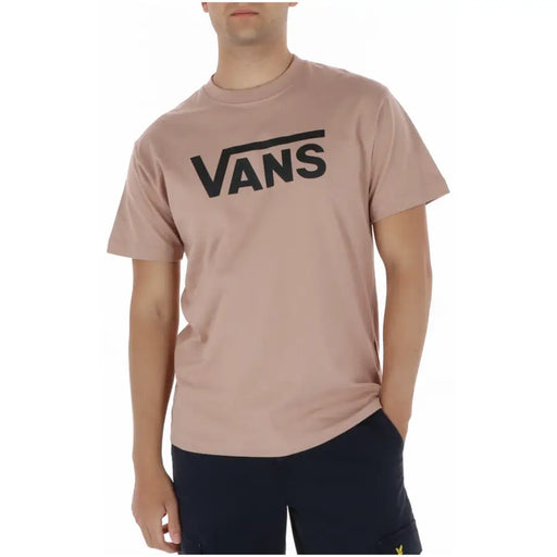Ein altrosafarbenes Vans Herren-T-Shirt aus brauner Baumwolle mit Rundhalsausschnitt und kurzen Ärmeln und einem markanten schwarzen Logo