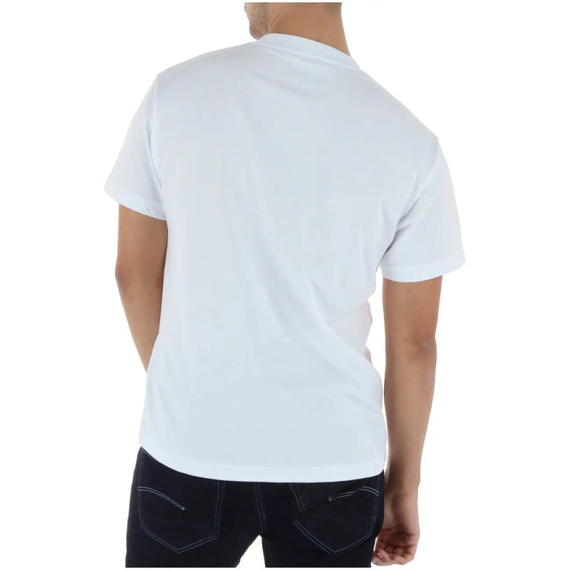 Vans men white cotton t shirt with a classic round neck and short sleeves in soft breathable fabric