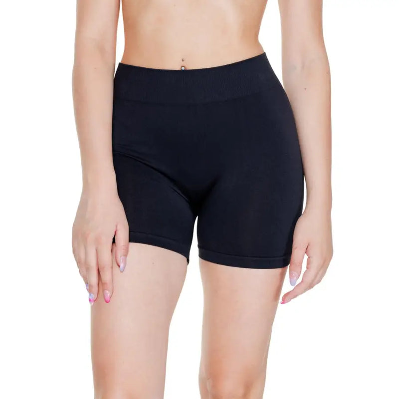 Vero Moda Schwarze, hochgeschnittene, nahtlose Stretch-Shorts für Damen
