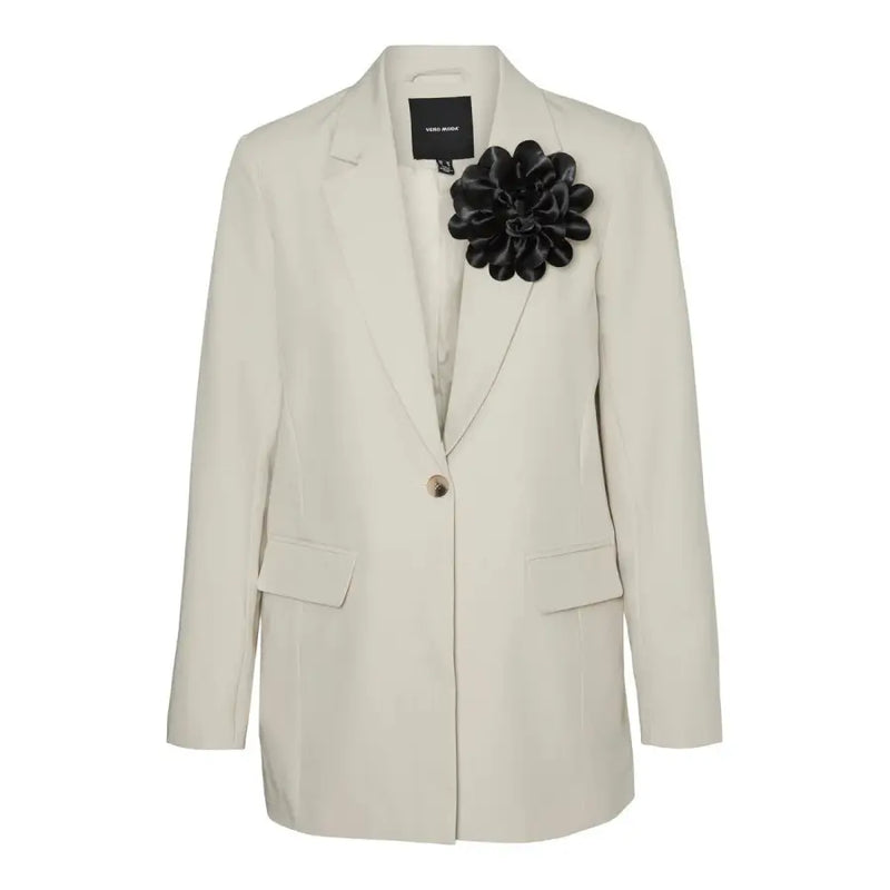 Vero moda women’s beige cream-colored blazer with button front pockets and black satin flower brooch on left lapel
