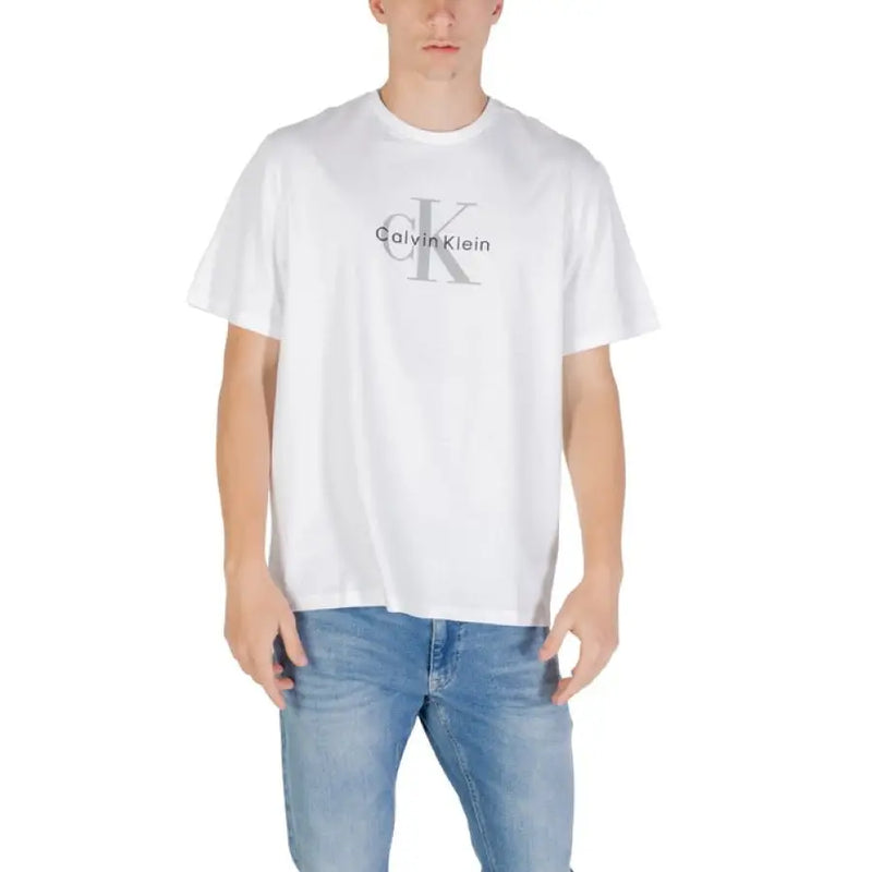White Calvin Klein T-shirt paired with Blue Jeans in the Maroon Calvin Klein T Shirt display