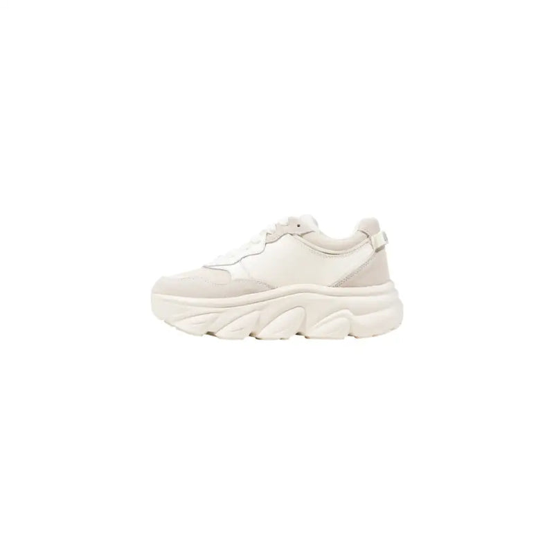 Off-white chunky platform sneakers with textured sole from Liu Jo White Faux Leather collection