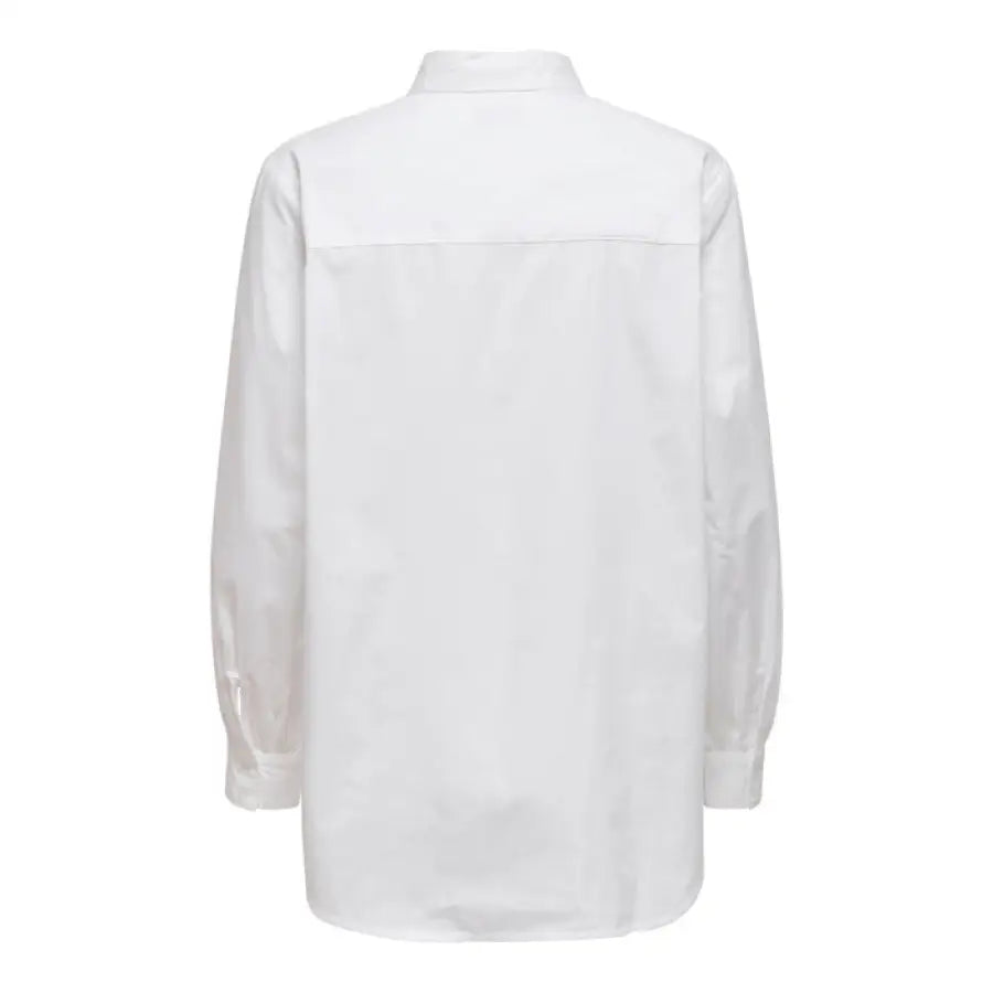Only Women Shirt in classic white with long sleeves, button-down collar for urban city style