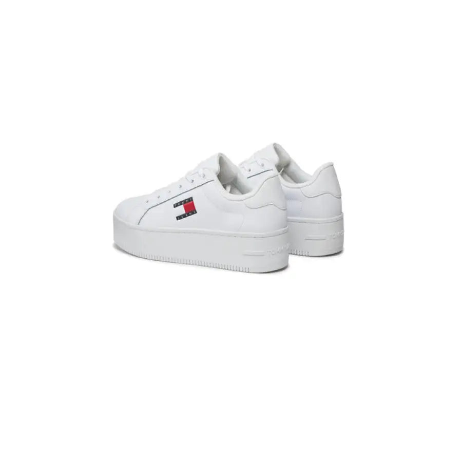 Tommy Hilfiger Jeans women’s white sneaker with red and blue logo