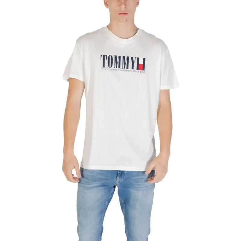 White Tommy Hilfiger T shirt displayed with navy blue variant in product listing