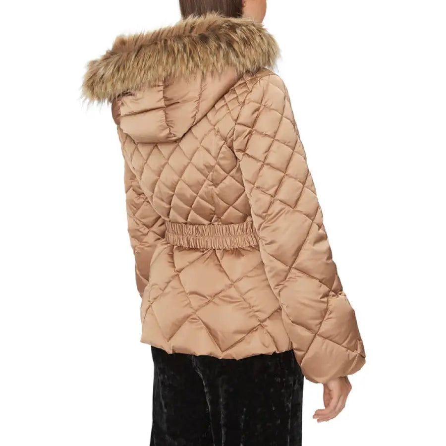 Guess women jacket in beige with fur collar for fall winter product