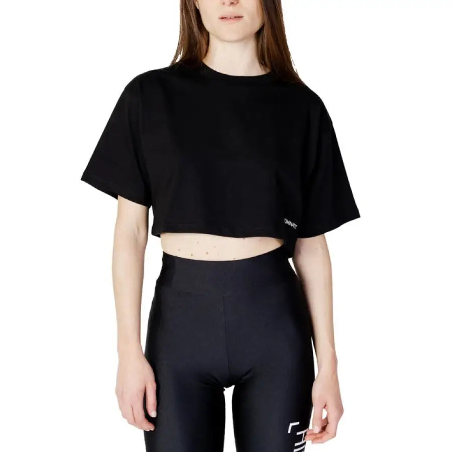 
                      
                        Hinnominate - Women T-Shirt - black / XXS - Clothing
                      
                    