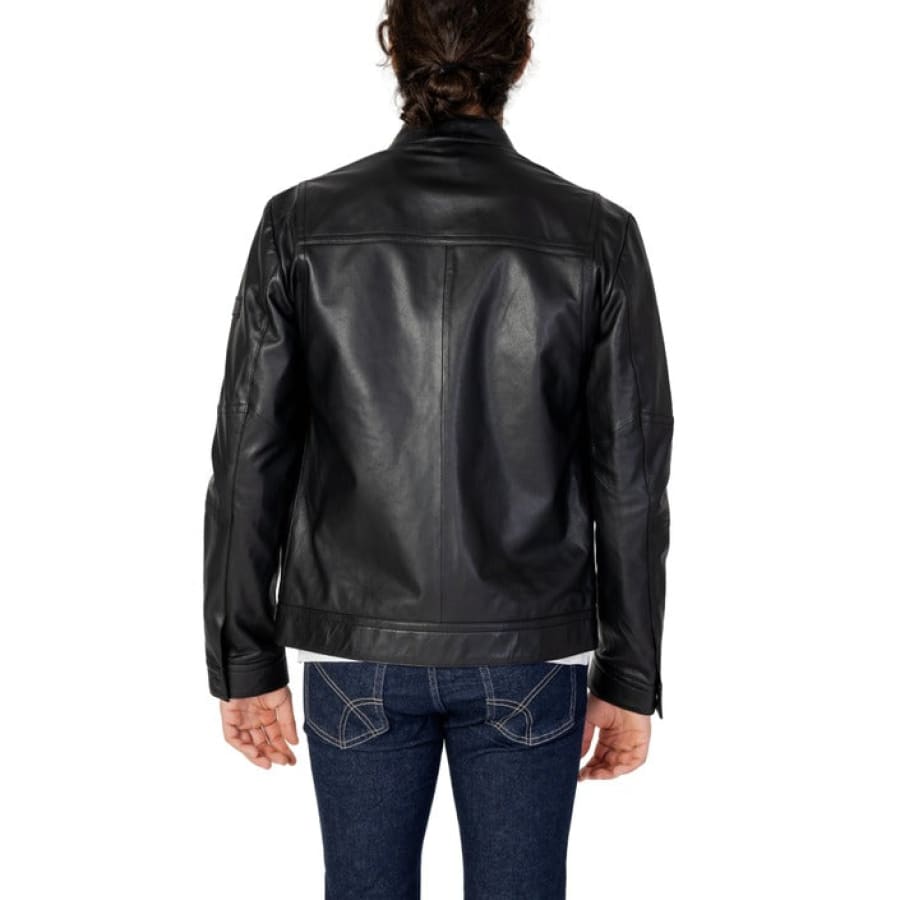 Woman models Peuterey Men Jacket in sleek black leather