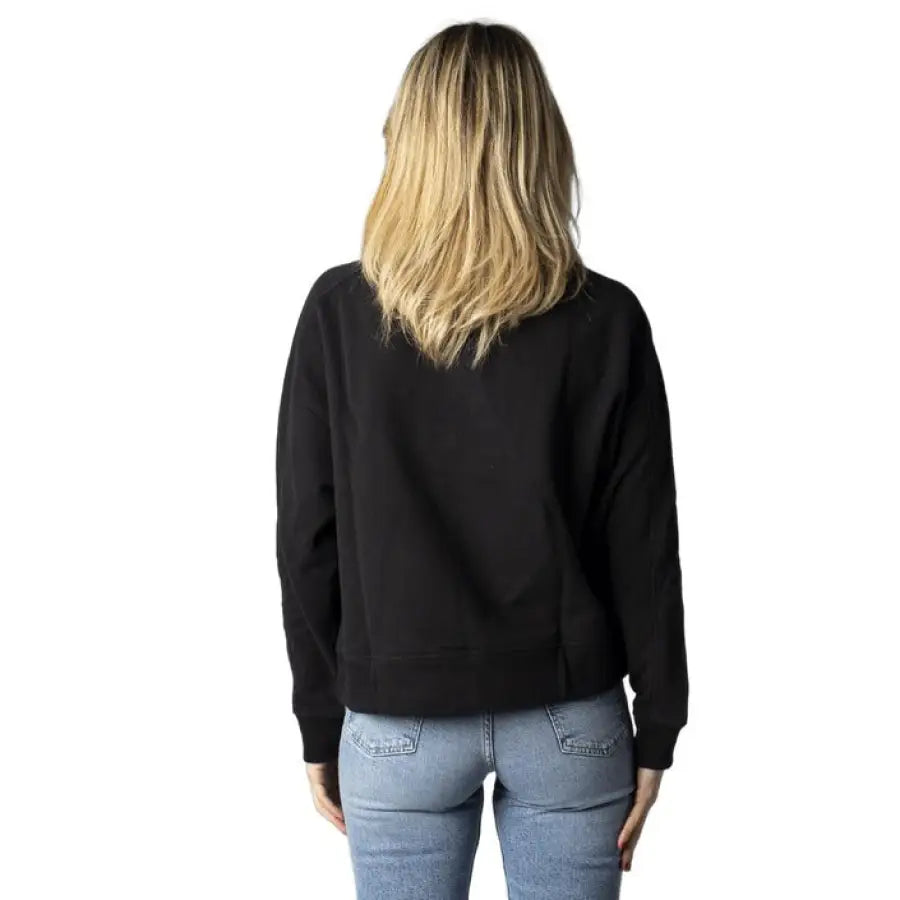 
                      
                        Tommy Hilfiger Jeans - Women Sweatshirts - Clothing
                      
                    