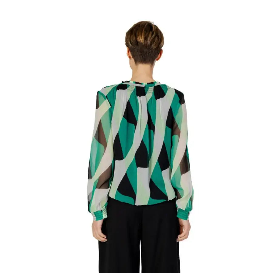 Urban style clothing: Woman in green and black blouse, ’Street One - Street One Women Blouse’