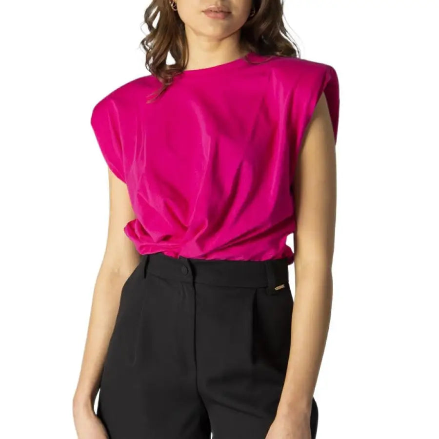 
                      
                        Hanny Deep women in pink top for spring summer product
                      
                    