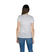 Woman wearing Liu Jo White Printed Short Sleeve Round Neck T Shirt with blue jeans