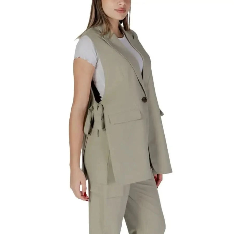Woman’s khaki sleeveless blazer suit, Green Sleeveless V-Neck Gilet by B.young with pockets