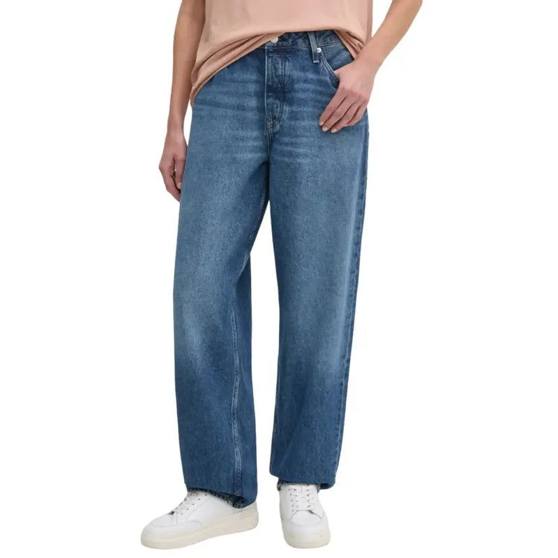 Women casual denim jeans in blue with a relaxed wide-leg cut and subtle fading made of denim fabric