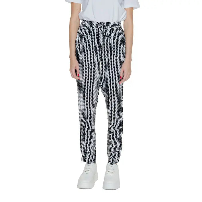 Patterned drawstring pants with vertical black and white stripes - Only Women Trousers