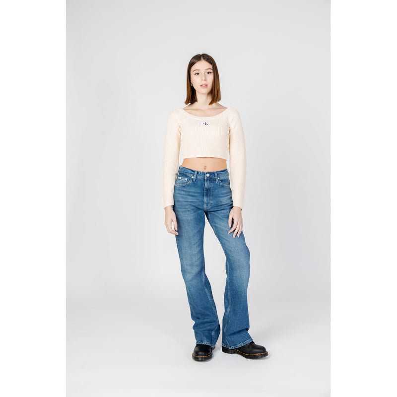 Jean bleu Calvin Klein pour femme avec effet usé