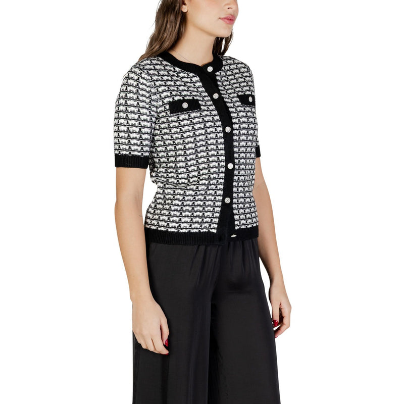 Black Short Cardigan with Front Pockets by Morgan De Toi
