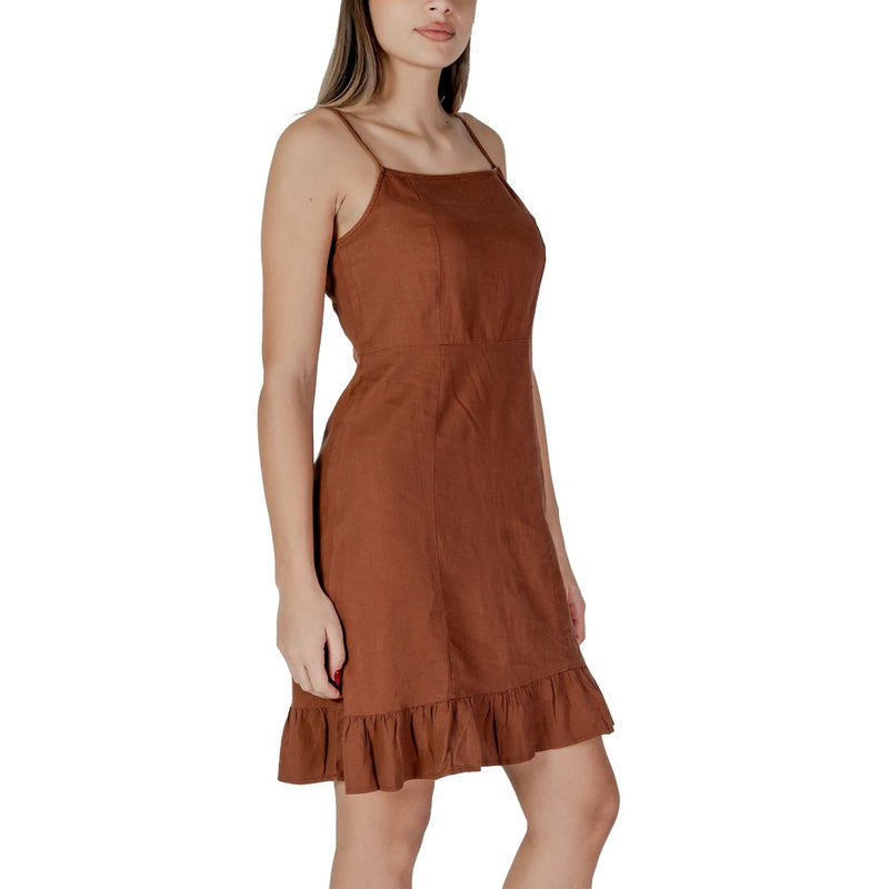 B.young - Robe à bretelles marron pour femme